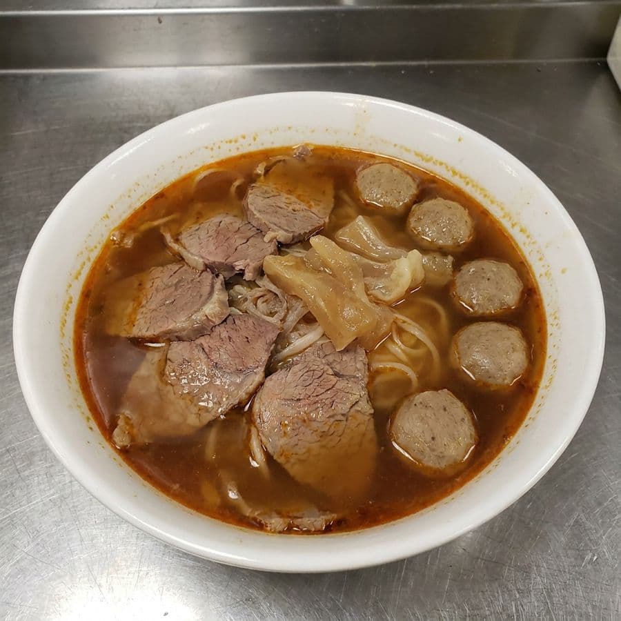 40. Well Done Beef, Tendon, and Beef Balls Spicy Noodle Soup