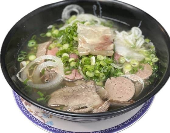 13. Pho House Special , Rare Beef, Beef balls, Beef tripe, Beef tendon and beef brisket