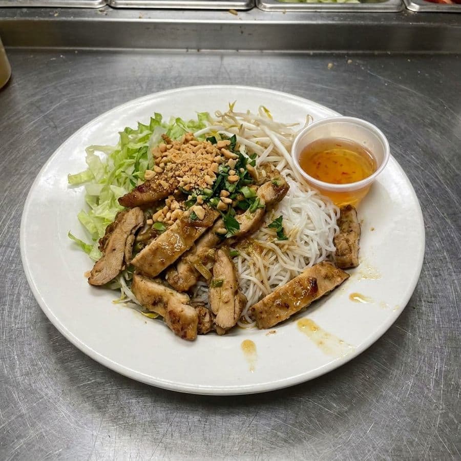 55. Lemon Grass Chicken with Rice Vermicelli